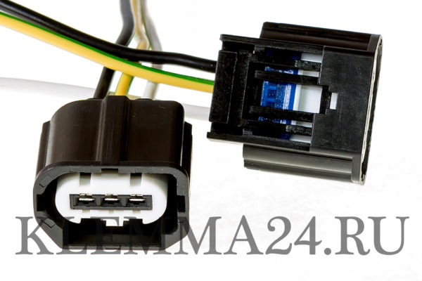 №298  Разъем семиконтактный (штекер) фары головного света для а/м Ford (арт.296) 3U2Z-14S411-YGA Разъем семиконтактный (штекер) фары головного света предназначен для подсоединения проводникового жгута к выключателю фар головного света, оснащенному входом аналогичной конфигурации для подключения разъема Характеристики Тип: 7-контактный Производитель: FORD 570 р. Разъем трехконтактный датчика давления топлива / электрогидроусилителя руля (ЭГУР) для а/м Ford C-Max